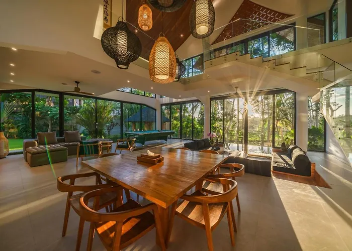 Satiya - Unique And Stylish 4-bdr Pool In Pererenan!