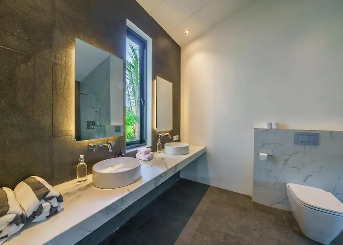 Villa Satiya - Unique And Stylish 4-bdr Pool In Pererenan! Canggu (Bali)