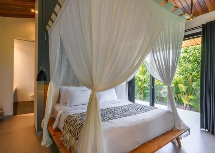 Satiya - Unique And Stylish 4-bdr Pool In Pererenan! Villa Canggu (Bali)